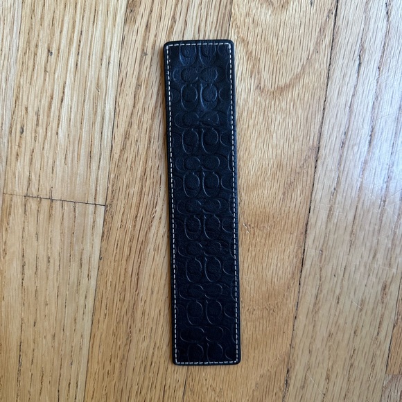 Coach bookmark - Picture 2 of 2